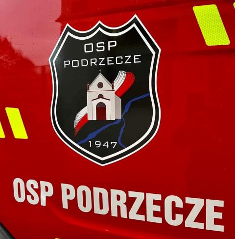 Gmina Podegrodzie pozyskała środki na zakup średniego samochodu ratowniczo-gaśniczego z napędem uterenowionym 4x4 dla Ochotniczej Straży Pożarnej w Podrzeczu