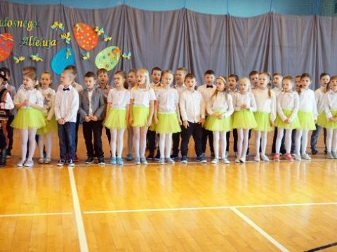Akademia z okazji Świąt Wielkanocnych w Szkole Podstawowej w Brzeznej