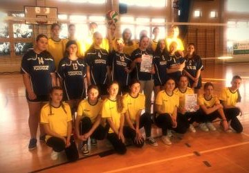 Sprawozdanie z Mistrzostw Gminy Podegrodzie w Piłce Siatkowej  dziewcząt i chłopców   - Igrzyska Młodzieży