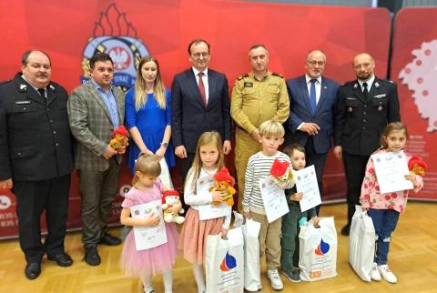 Sukces uczniów SP w Stadłach w eliminacjach wojewódzkich Ogólnopolskiego Strażackiego Konkursu Plastycznego