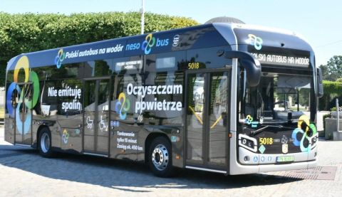 Gmina Podegrodzie otrzymała dofinansowanie z KPO na zakup zeroemisyjnych autobusów pozamiejskich