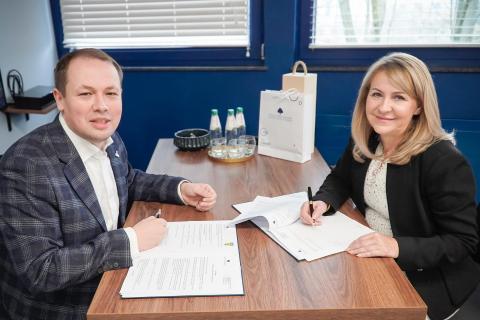 Gmina Podegrodzie podpisała umowę o współpracy z Wyższą Szkołą Biznesu - National-Louis University