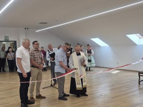 Uroczyste poświęcenie oraz otwarcie nowej świetlicy wiejskiej w Brzeznej