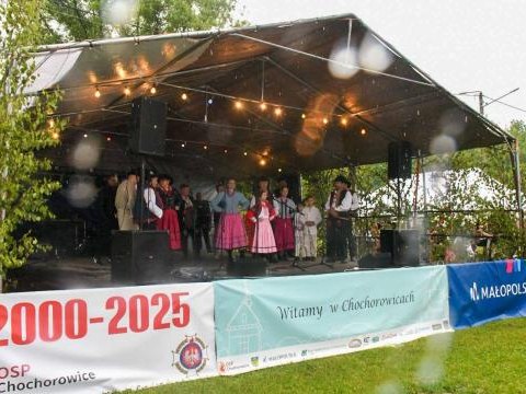 OSP Chochorowice świętowała 25-lecie istnienia i otrzymała sztandar