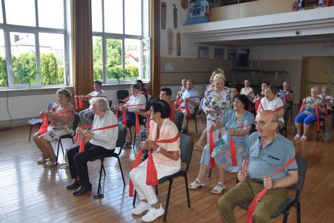 Cykl zajęć ruchowych i rehabilitacyjnych dla seniorów