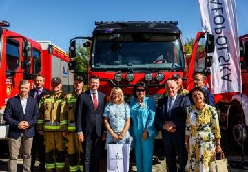 Nowoczesne wozy strażackie dla małopolskich OSP