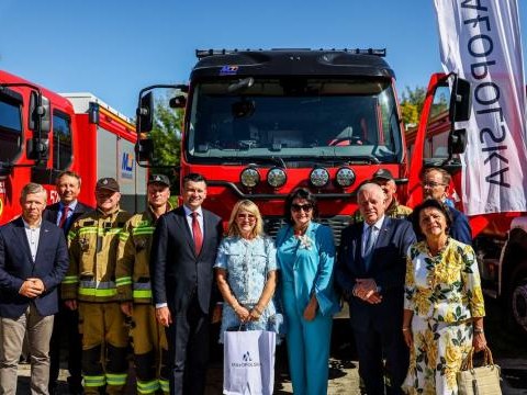 Nowoczesne wozy strażackie dla małopolskich OSP