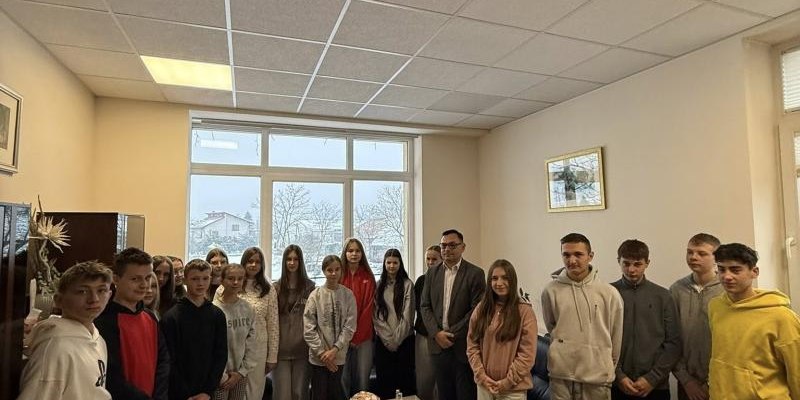 Wizyta uczniów w Urzędzie Gminy Podegrodzie
