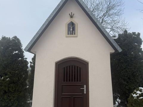 Renowacja kapliczki pw. Męki Pańskiej w Rogach