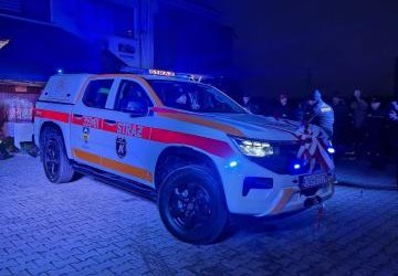Przekazanie samochodu na wyposażenie jednostki OSP Podrzecze