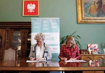 Podpisanie umowy na realizcję zadania pn.„Utworzenie 46 nowych miejsc opieki nad dziećmi do lat 3