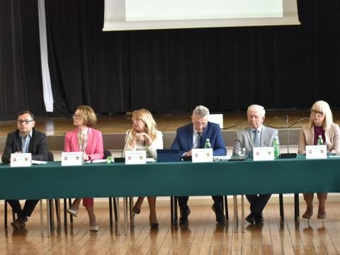 Zmiany budżetowe po sesji Rady Gminy Podegrodzie – inwestycje i nowe zadania