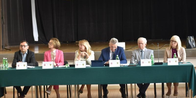 Zmiany budżetowe po sesji Rady Gminy Podegrodzie – inwestycje i nowe zadania