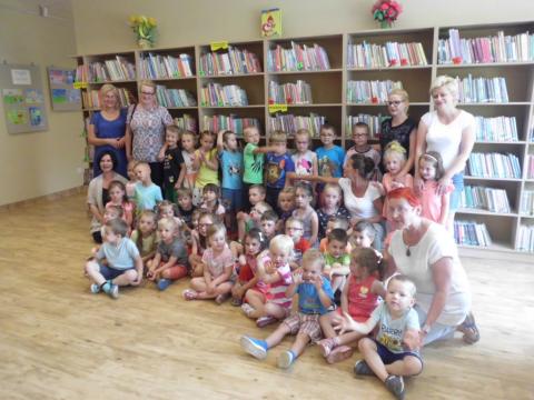 Odwiedziny przedszkolaków z Katolickiego Niepublicznego Przedszkola im. Ojca Pio w Nowym Sączu