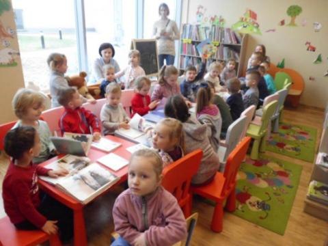 „Cała Polska Czyta Dzieciom” w Bibliotece Gminnej w Podegrodziu