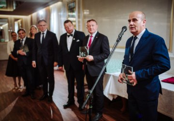 35-LECIE FIRMY KRYSZTAŁ
