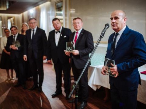 35-LECIE FIRMY KRYSZTAŁ