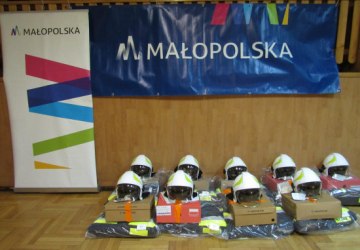 Przekazanie odzieży ochronnej dla OSP w ramach projektu 