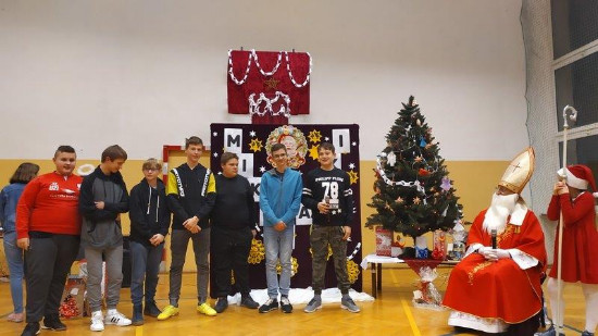 2019-12-06 19.43.40.jpg