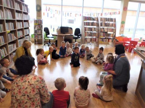 „Para-buch! Książka w ruch!” w Bibliotece Gminnej w Podegrodziu