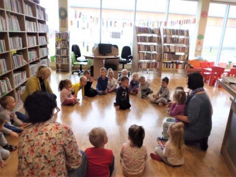 „Para-buch! Książka w ruch!” w Bibliotece Gminnej w Podegrodziu
