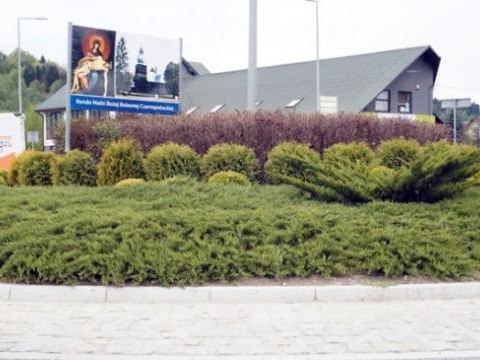 Poprawa bezpieczeństwa i estetyki rond w Naszacowicach