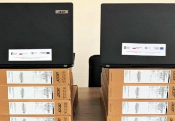 KOLEJNE LAPTOPY PRZEKAZANE DO SZKÓŁ w ramach projektu pn.„ZDALNA SZKOŁA+”