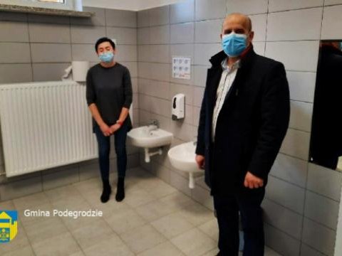Nowe łazienki dla oddziałów przedszkolnych w Długołęce-Świerkli