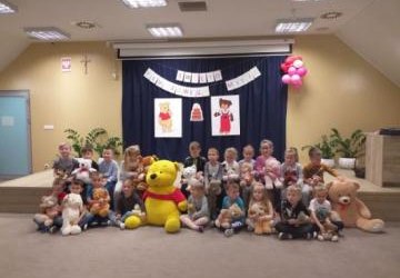 „Światowy Dzień Pluszowego Misia” w Bibliotece Gminnej w Podegrodziu „ Czy to wczoraj, czy to dziś, wszystkim jest potrzebny miś”