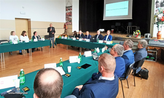 Poseł Jan Duda gościem na Sesji Rady Gminy Podegrodzie