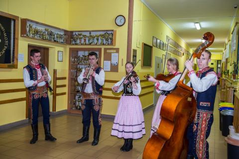 Wioletta Liber i Muzyka Małego Podegrodzia „świątecznie”