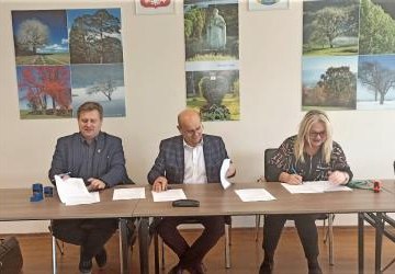 Gmina Podegrodzie podpisała umowy na „Remont – modernizacja dróg gminnych na terenie Gminy Podegrodzie”