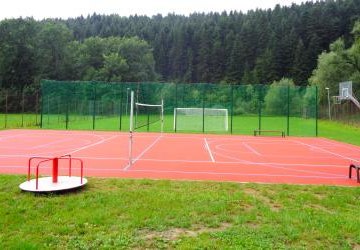 Ukończenie modernizacji boisk sportowych w Naszacowicach