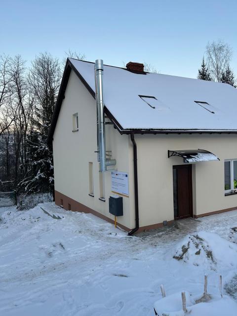 Adaptacja budynku w Brzeznej na mieszkanie socjalne