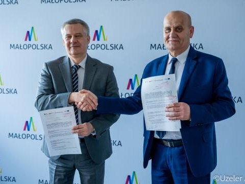 Podpisanie aneksu na roboty dodatkowe w budynku żłobka, przedszkola i stołówki w Brzeznej