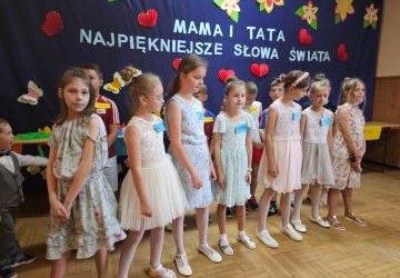 DZIEŃ RODZINY w  SZKOLE PODSTAWOWEJ w STADŁACH