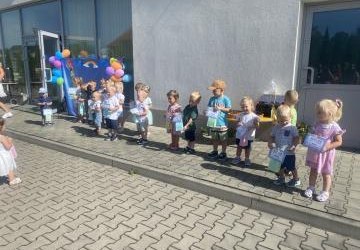 Piknik Rodzinny w Gminnym Zespole Żłobków w Podegrodziu w ramach programu „Rozwijamy się prawidłowo. Spędzamy czas na świeżym powietrzu”
