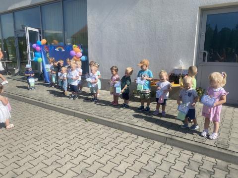 Piknik Rodzinny w Gminnym Zespole Żłobków w Podegrodziu w ramach programu „Rozwijamy się prawidłowo. Spędzamy czas na świeżym powietrzu”
