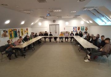 Chwycić byka za rogi - frazeologiczne łamigłówki ” – Lekcja biblioteczna- 04.12.2024 rok