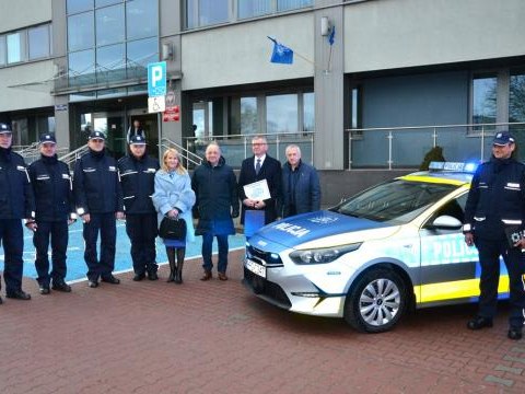 Dwa nowe radiowozy zasiliły tabor sądeckiej Policji