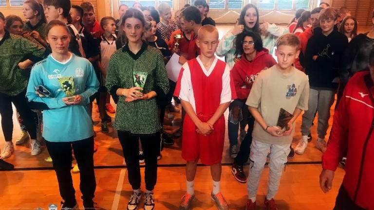 Sprawozdanie  z gminnego turnieju halowej piłki nożnej  (11).JPG