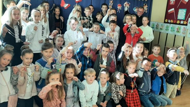 „Milion dzieci modli się na Różańcu” (1).jpeg