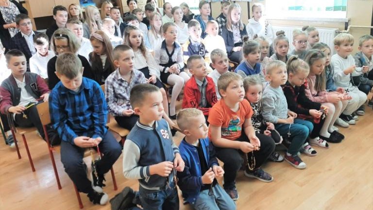 „Milion dzieci modli się na Różańcu” (2).jpeg