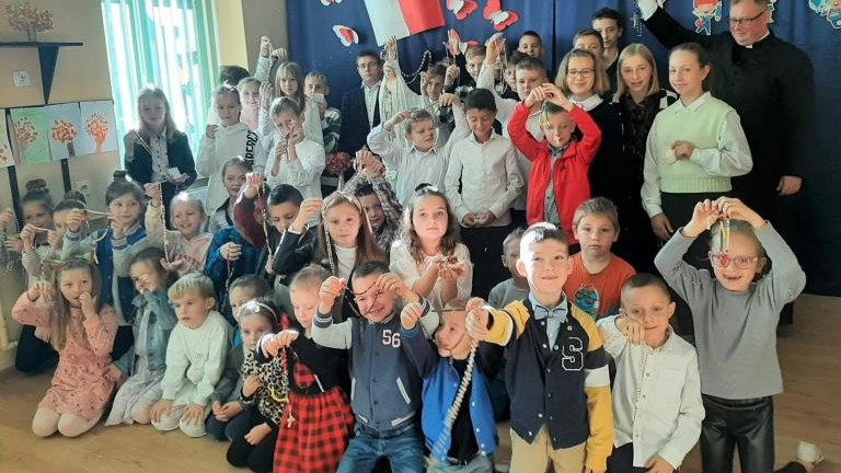 „Milion dzieci modli się na Różańcu” (3).jpeg