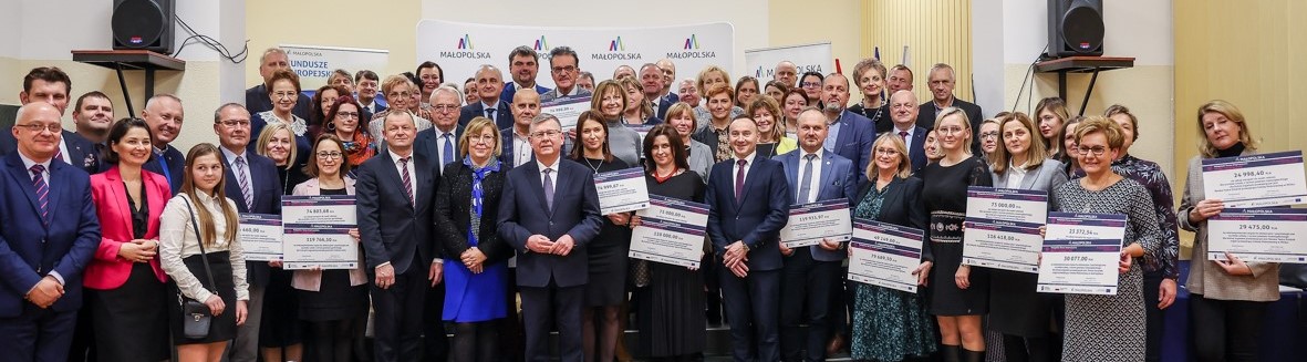 Promesy dla uczniów z Gminy Podegrodzie (4).jpg