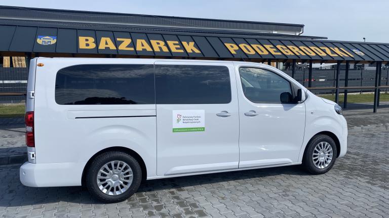 Zakup mikrobusu 9 – osobowego do przewozu osób niepełnosprawnyc (2).jpg