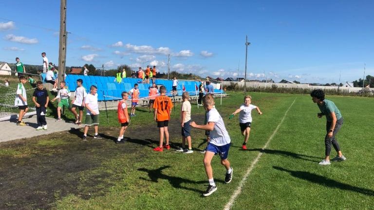 Gminne Sztafetowe Biegi Przełajowe (12).JPG