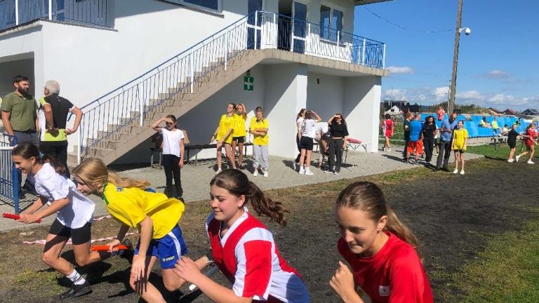 Gminne Sztafetowe Biegi Przełajowe (14).JPG