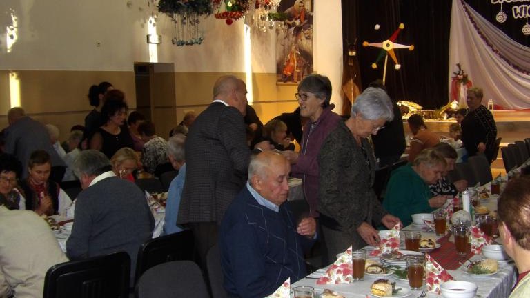 Wigilia Seniorów 2023 (68).JPG