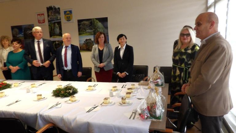 Wigilia z Dyrektorami, szkół i przdszkoli (2).JPG